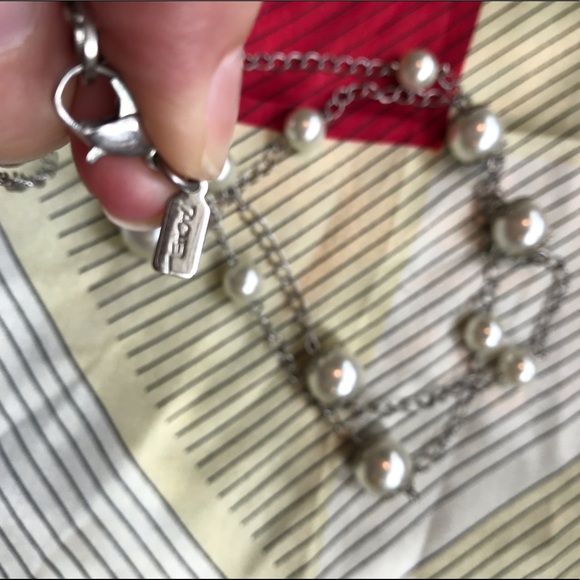 {FREE w/ purchase} Long silver necklace with faux pearls - Picture 3 of 5